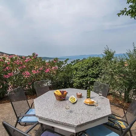 Apartment Sunce 4 *